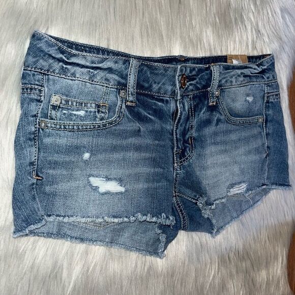 American Eagle Outfitters Blue Jean Shorts - Picture 2 of 5